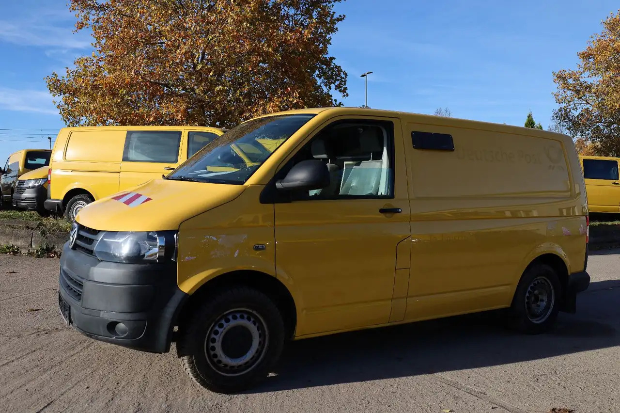 Volkswagen T5 Transporter/ 2.0 TDI/EU5/Werkstatt - Furgon: slika Volkswagen T5 Transporter/ 2.0 TDI/EU5/Werkstatt - Furgon Volkswagen T5 Transporter/ 2.0 TDI/EU5/Werkstatt - Furgon: slika Volkswagen T5 Transporter/ 2.0 TDI/EU5/Werkstatt - Furgon