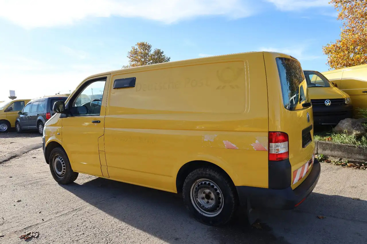 Volkswagen T5 Transporter/ 2.0 TDI/EU5/Werkstatt - Furgon: slika Volkswagen T5 Transporter/ 2.0 TDI/EU5/Werkstatt - Furgon Volkswagen T5 Transporter/ 2.0 TDI/EU5/Werkstatt - Furgon: slika Volkswagen T5 Transporter/ 2.0 TDI/EU5/Werkstatt - Furgon