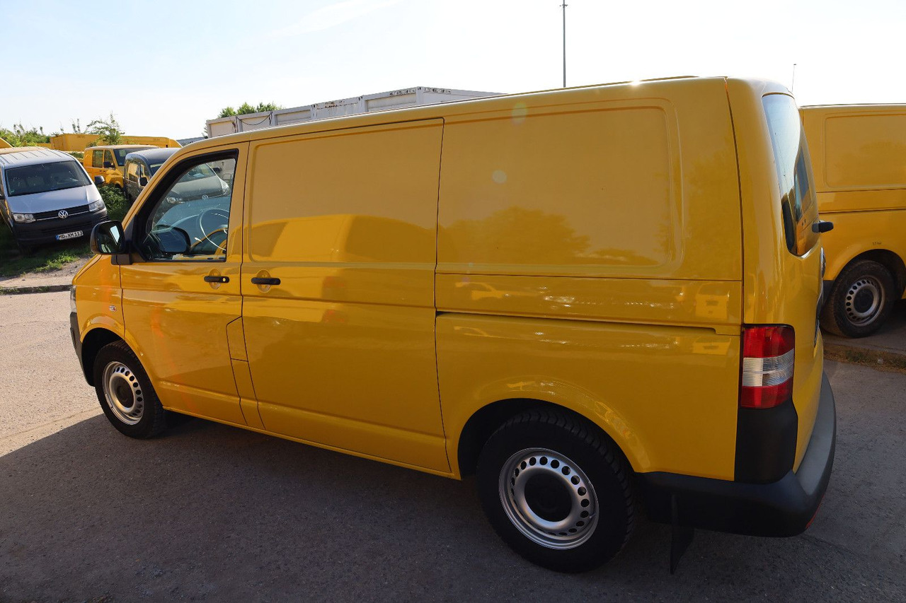 Volkswagen T5 Transporter Kasten-Kombi 2.0 TDI/EU5 - Mali kombi: slika Volkswagen T5 Transporter Kasten-Kombi 2.0 TDI/EU5 - Mali kombi Volkswagen T5 Transporter Kasten-Kombi 2.0 TDI/EU5 - Mali kombi: slika Volkswagen T5 Transporter Kasten-Kombi 2.0 TDI/EU5 - Mali kombi