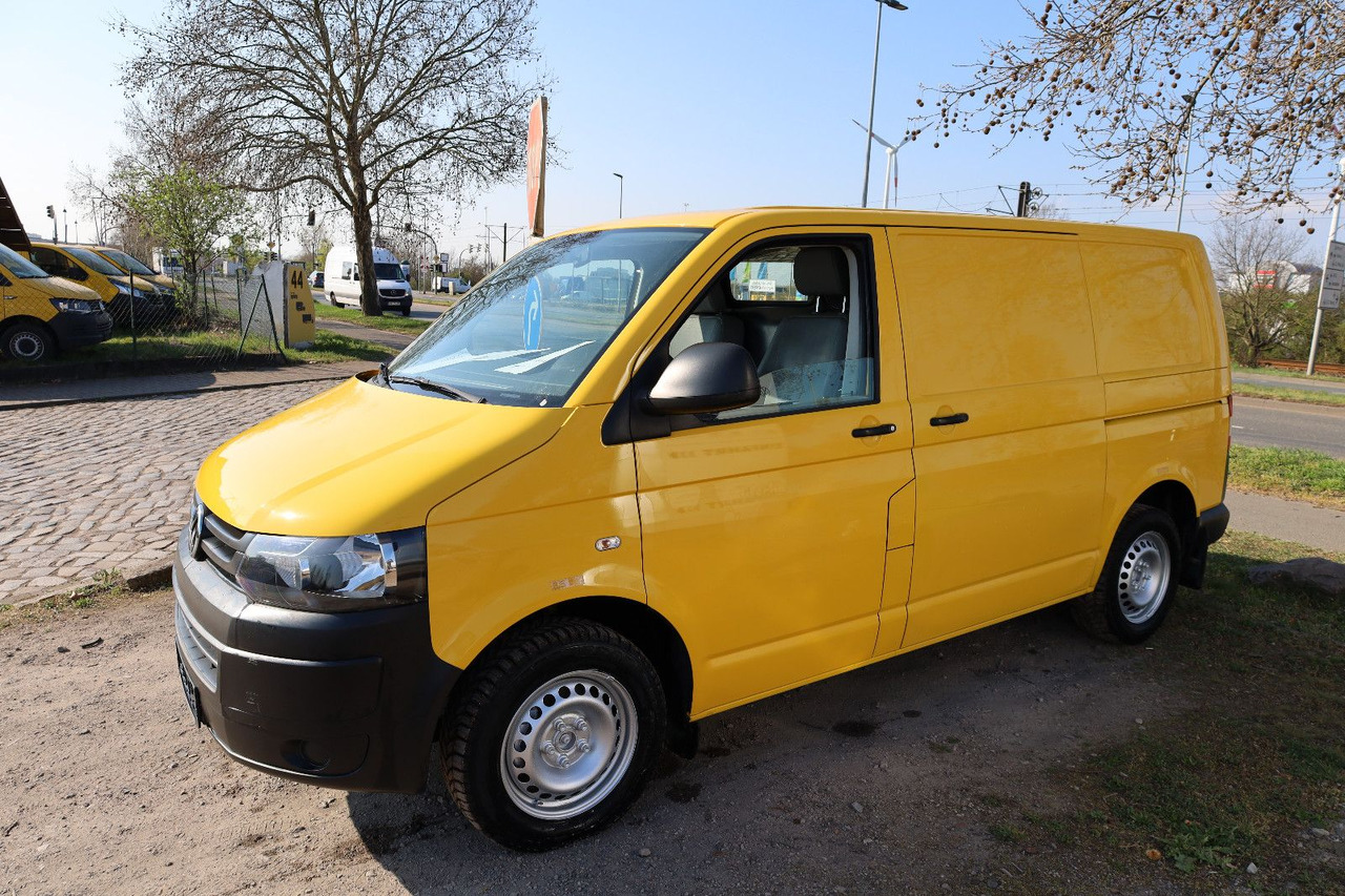 Volkswagen T5 Transporter Kasten-Kombi 2.0 TDI/EU5 - Mali kombi: slika Volkswagen T5 Transporter Kasten-Kombi 2.0 TDI/EU5 - Mali kombi Volkswagen T5 Transporter Kasten-Kombi 2.0 TDI/EU5 - Mali kombi: slika Volkswagen T5 Transporter Kasten-Kombi 2.0 TDI/EU5 - Mali kombi