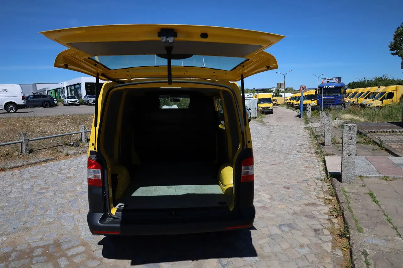 Automobil Volkswagen T5 Transporter Kasten-Kombi 2.0 TDI/EU5: slika Automobil Volkswagen T5 Transporter Kasten-Kombi 2.0 TDI/EU5