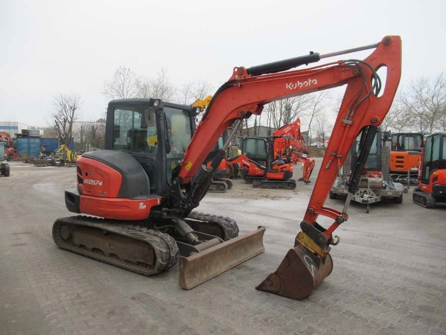 Kubota KX 057-4 - Mini bager: slika Kubota KX 057-4 - Mini bager Kubota KX 057-4 - Mini bager: slika Kubota KX 057-4 - Mini bager