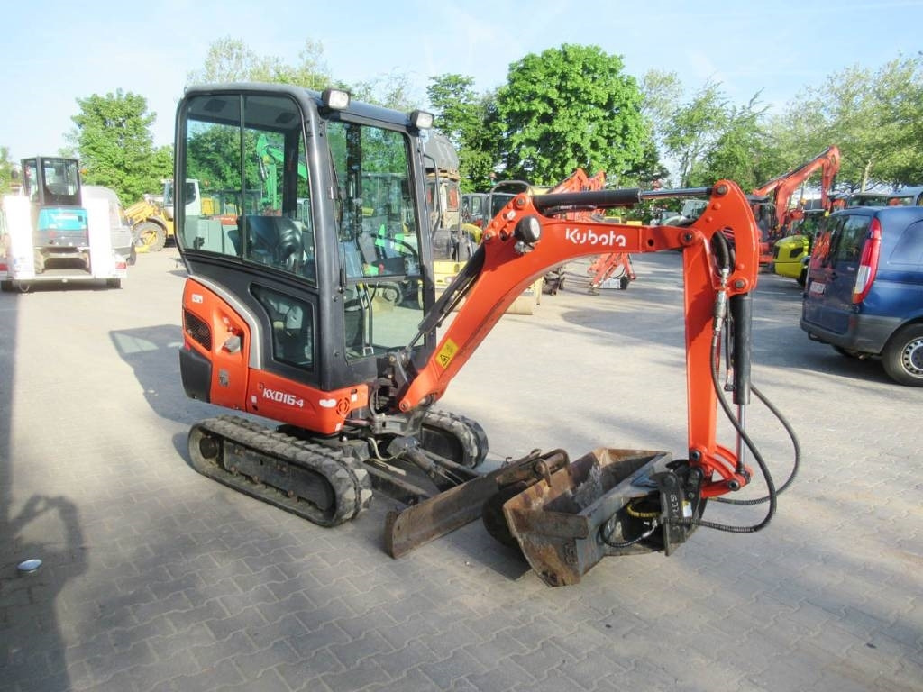 Kubota KX016-4 hydr. Schwenklöffel - Mini bager: slika Kubota KX016-4 hydr. Schwenklöffel - Mini bager Kubota KX016-4 hydr. Schwenklöffel - Mini bager: slika Kubota KX016-4 hydr. Schwenklöffel - Mini bager
