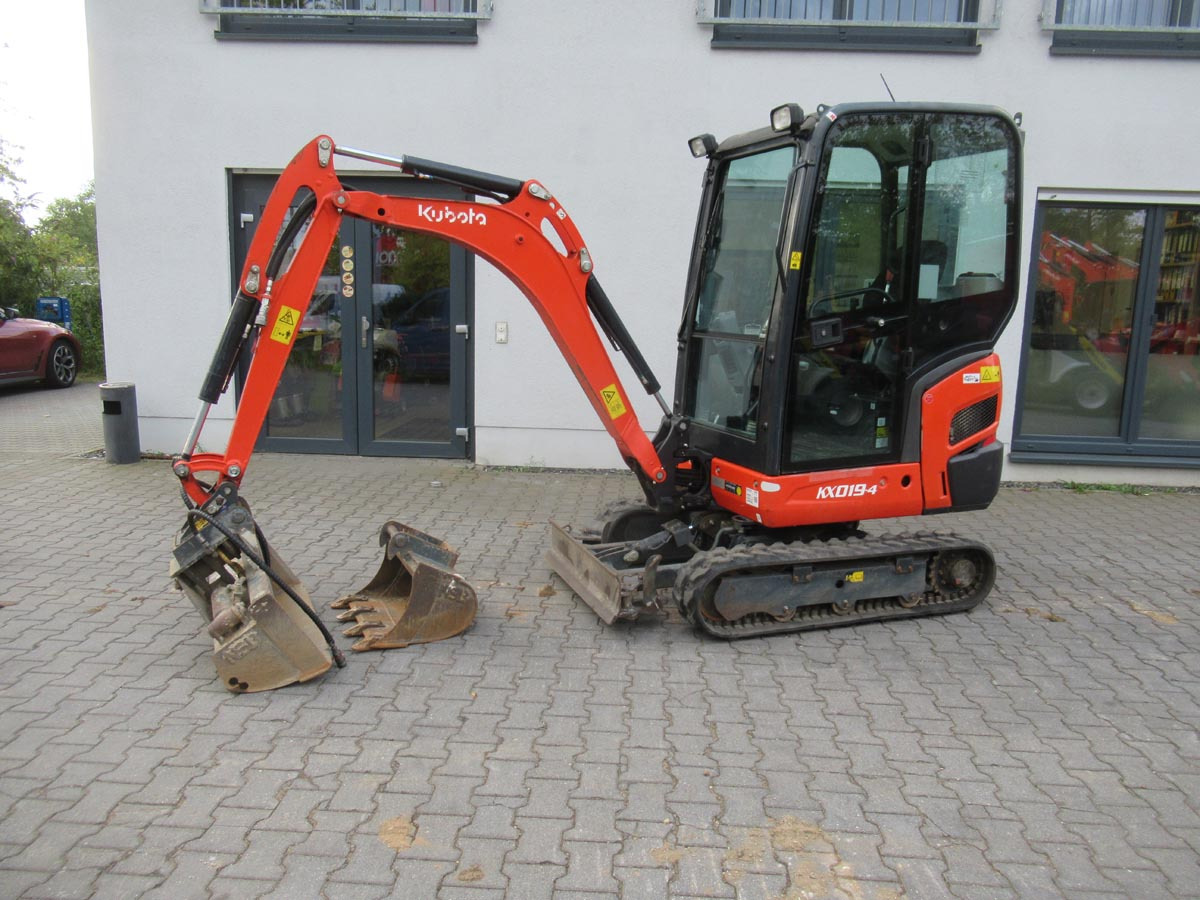 Kubota KX019-4 - Mini bager: slika Kubota KX019-4 - Mini bager Kubota KX019-4 - Mini bager: slika Kubota KX019-4 - Mini bager