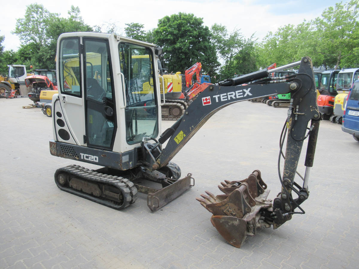 Terex TC20 hydr. Schwenklöffel - Mini bager: slika Terex TC20 hydr. Schwenklöffel - Mini bager Terex TC20 hydr. Schwenklöffel - Mini bager: slika Terex TC20 hydr. Schwenklöffel - Mini bager