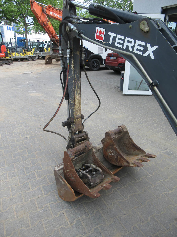 Terex TC20 hydr. Schwenklöffel - Mini bager: slika Terex TC20 hydr. Schwenklöffel - Mini bager Terex TC20 hydr. Schwenklöffel - Mini bager: slika Terex TC20 hydr. Schwenklöffel - Mini bager