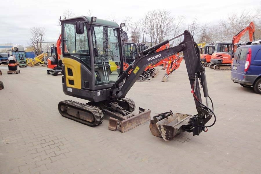 Volvo EC18D Löffelpaket - Mini bager: slika Volvo EC18D Löffelpaket - Mini bager Volvo EC18D Löffelpaket - Mini bager: slika Volvo EC18D Löffelpaket - Mini bager