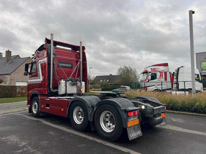 Tegljač Volvo FH 16.700 Volvo FH16 700 6x4 full options **RETARDER**TV: slika Tegljač Volvo FH 16.700 Volvo FH16 700 6x4 full options **RETARDER**TV