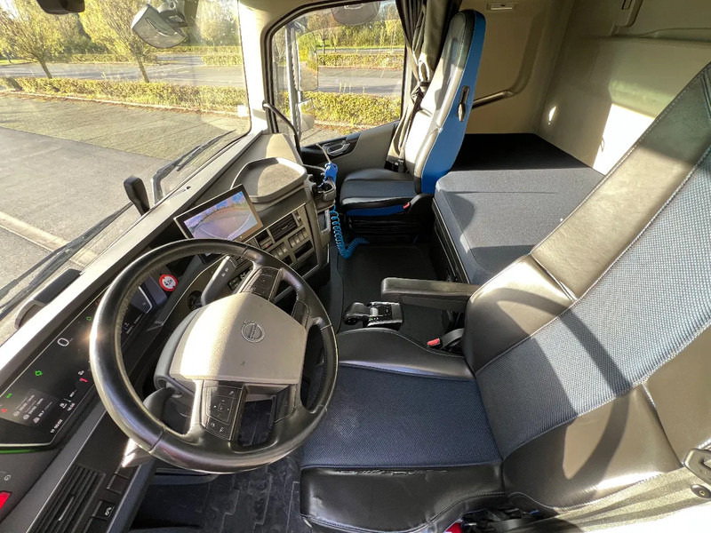 Tegljač Volvo FH 500 XL CAB**FH 500 TURBO COMPOUND*Model 2023: slika Tegljač Volvo FH 500 XL CAB**FH 500 TURBO COMPOUND*Model 2023