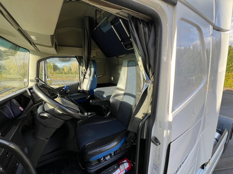 Tegljač Volvo FH 500 XL CAB**FH 500 TURBO COMPOUND*Model 2023: slika Tegljač Volvo FH 500 XL CAB**FH 500 TURBO COMPOUND*Model 2023