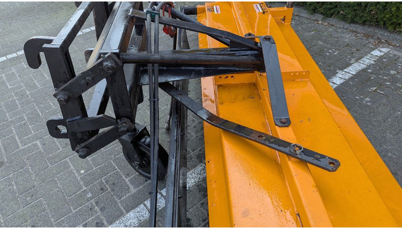 Stroj za čiščenje Bema Bema 25 Veegmachine: slika Stroj za čiščenje Bema Bema 25 Veegmachine Stroj za čiščenje Bema Bema 25 Veegmachine: slika Stroj za čiščenje Bema Bema 25 Veegmachine