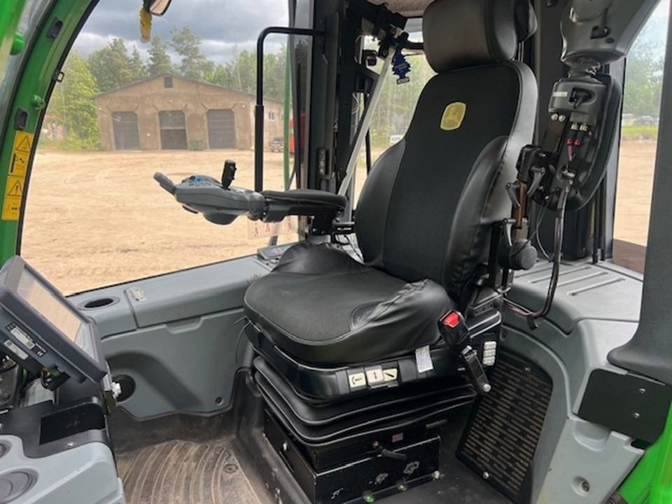 John Deere 1170 G - Forvarder: slika John Deere 1170 G - Forvarder John Deere 1170 G - Forvarder: slika John Deere 1170 G - Forvarder