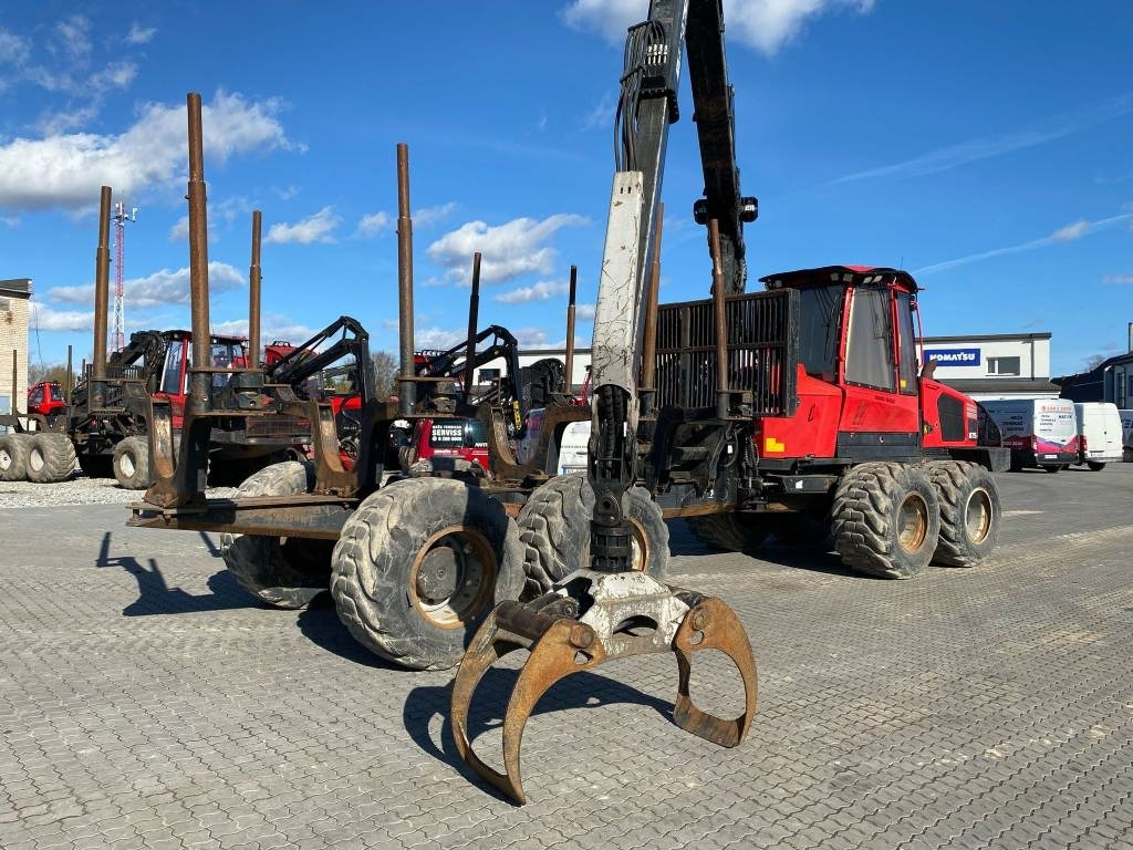 Komatsu 875 - Forvarder: slika Komatsu 875 - Forvarder Komatsu 875 - Forvarder: slika Komatsu 875 - Forvarder