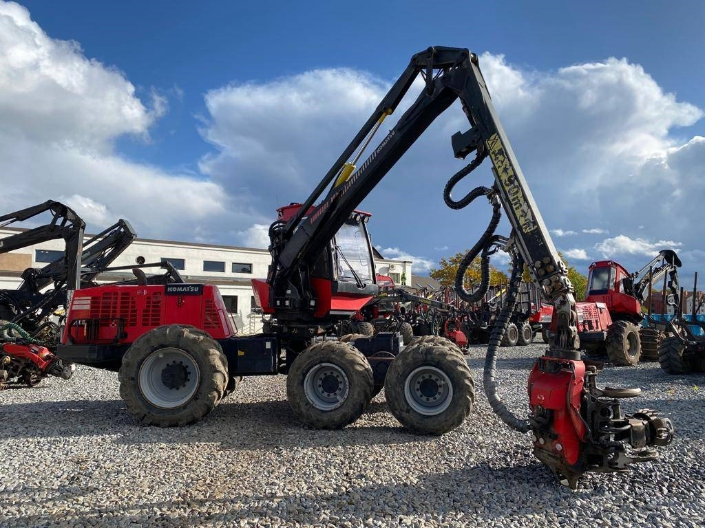 Komatsu 911.5 - Kombajn za šumarstvo: slika Komatsu 911.5 - Kombajn za šumarstvo Komatsu 911.5 - Kombajn za šumarstvo: slika Komatsu 911.5 - Kombajn za šumarstvo