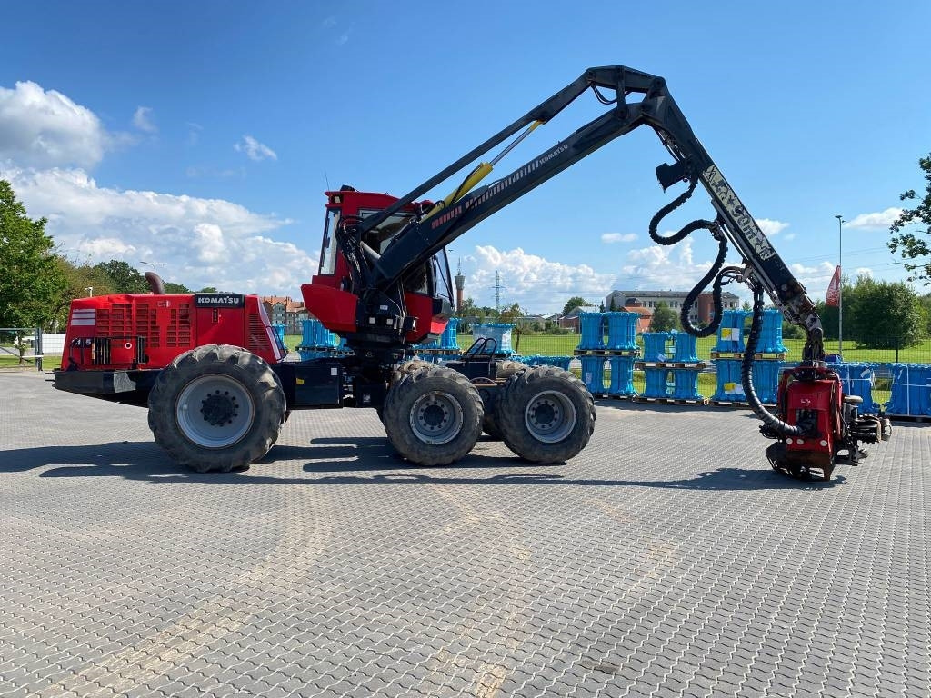 Komatsu 911.5 - Kombajn za šumarstvo: slika Komatsu 911.5 - Kombajn za šumarstvo Komatsu 911.5 - Kombajn za šumarstvo: slika Komatsu 911.5 - Kombajn za šumarstvo