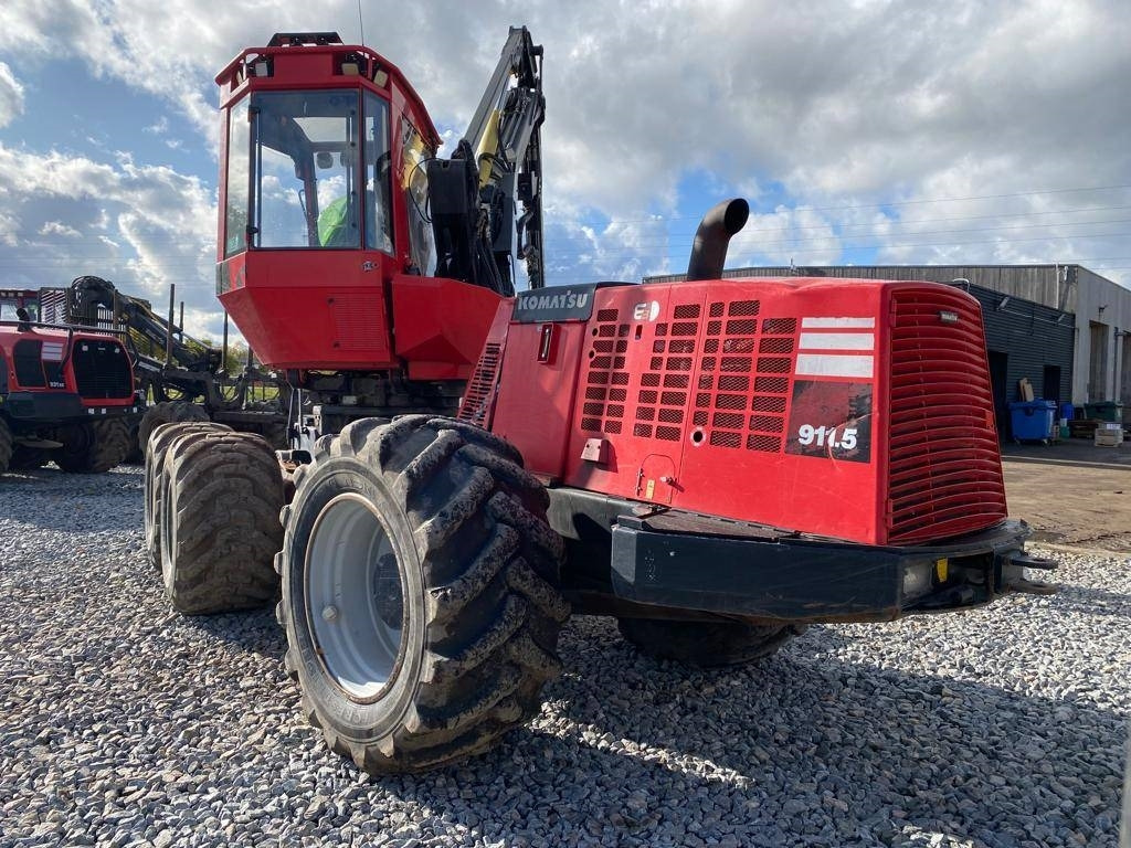 Komatsu 911.5 - Kombajn za šumarstvo: slika Komatsu 911.5 - Kombajn za šumarstvo Komatsu 911.5 - Kombajn za šumarstvo: slika Komatsu 911.5 - Kombajn za šumarstvo