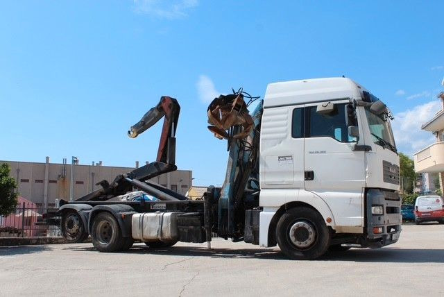 MAN TGA 26.360 FG 6x2 LL GERGEN Abroll + Penz Kran - Kamion s kukastom dizalicom, Kamion s kranom: slika MAN TGA 26.360 FG 6x2 LL GERGEN Abroll + Penz Kran - Kamion s kukastom dizalicom, Kamion s kranom MAN TGA 26.360 FG 6x2 LL GERGEN Abroll + Penz Kran - Kamion s kukastom dizalicom, Kamion s kranom: slika MAN TGA 26.360 FG 6x2 LL GERGEN Abroll + Penz Kran - Kamion s kukastom dizalicom, Kamion s kranom