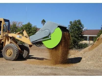 AME Flip Screen Bucket - Žlica za razvrstavanje za Utovarivač: slika AME Flip Screen Bucket - Žlica za razvrstavanje za Utovarivač AME Flip Screen Bucket - Žlica za razvrstavanje za Utovarivač: slika AME Flip Screen Bucket - Žlica za razvrstavanje za Utovarivač