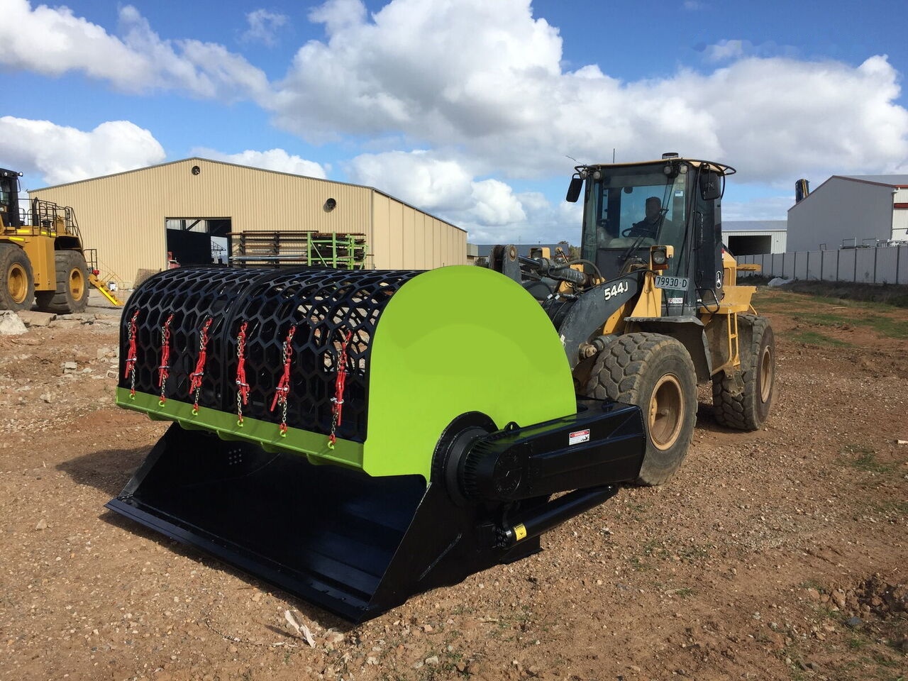 AME Flip Screen Bucket - Žlica za razvrstavanje za Utovarivač: slika AME Flip Screen Bucket - Žlica za razvrstavanje za Utovarivač AME Flip Screen Bucket - Žlica za razvrstavanje za Utovarivač: slika AME Flip Screen Bucket - Žlica za razvrstavanje za Utovarivač