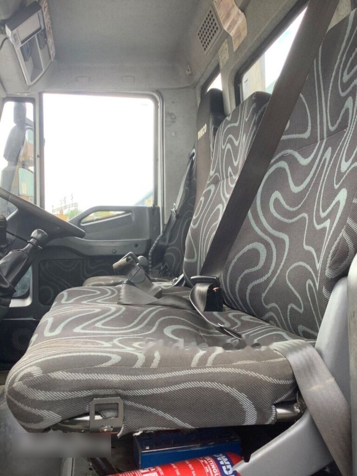 IVECO 180e25 euro5 - Vakum kamion: slika IVECO 180e25 euro5 - Vakum kamion IVECO 180e25 euro5 - Vakum kamion: slika IVECO 180e25 euro5 - Vakum kamion