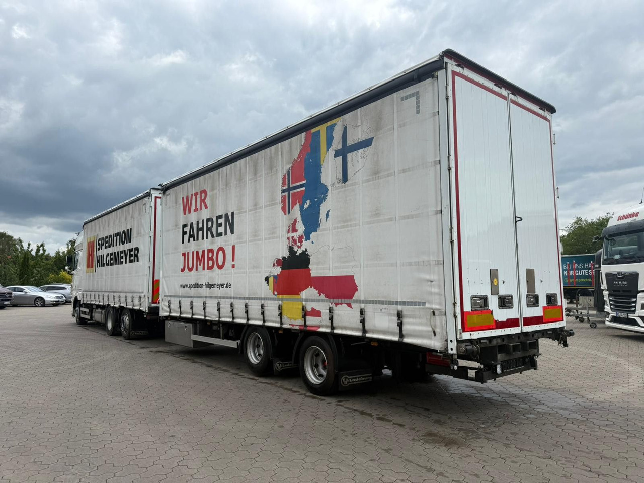 DAF XF 480 FAN LowDeck 6x2 Jumbo Inklusive Anhänger - Kamion s ceradom: slika DAF XF 480 FAN LowDeck 6x2 Jumbo Inklusive Anhänger - Kamion s ceradom DAF XF 480 FAN LowDeck 6x2 Jumbo Inklusive Anhänger - Kamion s ceradom: slika DAF XF 480 FAN LowDeck 6x2 Jumbo Inklusive Anhänger - Kamion s ceradom