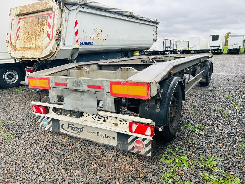 Fliegl ZPS 180 Abrollanhänger, Außenrollen - Abroll/ Samopodizač prikolica: slika Fliegl ZPS 180 Abrollanhänger, Außenrollen - Abroll/ Samopodizač prikolica Fliegl ZPS 180 Abrollanhänger, Außenrollen - Abroll/ Samopodizač prikolica: slika Fliegl ZPS 180 Abrollanhänger, Außenrollen - Abroll/ Samopodizač prikolica