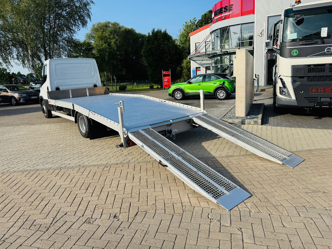 Iveco 70C18HA, Maschinen & Arbeitsbühnentrans. 2940kg! - Autotransporter: slika Iveco 70C18HA, Maschinen & Arbeitsbühnentrans. 2940kg! - Autotransporter Iveco 70C18HA, Maschinen & Arbeitsbühnentrans. 2940kg! - Autotransporter: slika Iveco 70C18HA, Maschinen & Arbeitsbühnentrans. 2940kg! - Autotransporter