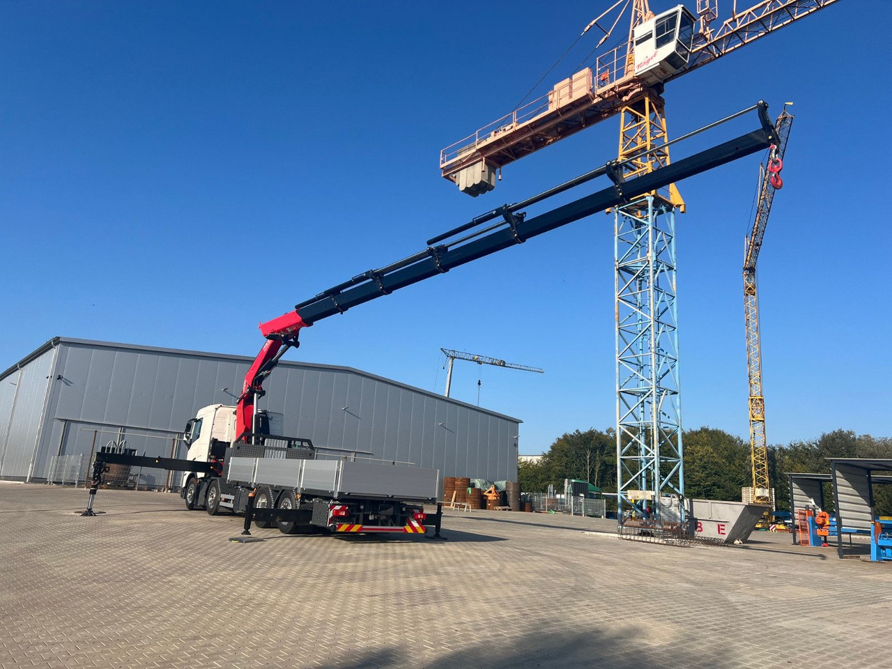 Volvo FH 500 8x2 Kran F710 RA2.26 - Kamion, Kamion s kranom: slika Volvo FH 500 8x2 Kran F710 RA2.26 - Kamion, Kamion s kranom Volvo FH 500 8x2 Kran F710 RA2.26 - Kamion, Kamion s kranom: slika Volvo FH 500 8x2 Kran F710 RA2.26 - Kamion, Kamion s kranom