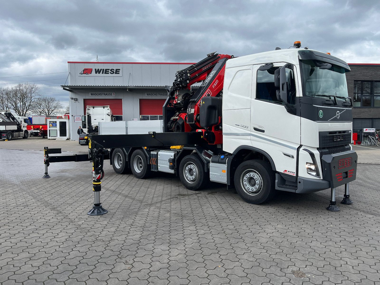 Volvo FH 500 8x4 Kran F820 RA2.27 Jib & Winde Sofort - Kamion, Kamion s kranom: slika Volvo FH 500 8x4 Kran F820 RA2.27 Jib & Winde Sofort - Kamion, Kamion s kranom Volvo FH 500 8x4 Kran F820 RA2.27 Jib & Winde Sofort - Kamion, Kamion s kranom: slika Volvo FH 500 8x4 Kran F820 RA2.27 Jib & Winde Sofort - Kamion, Kamion s kranom