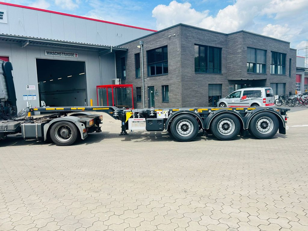 Kässbohrer K.SHG Multi Containerchassis ausziehbar - Transporter kontejnera/ Poluprikolica s izmjenjivim sanducima: slika Kässbohrer K.SHG Multi Containerchassis ausziehbar - Transporter kontejnera/ Poluprikolica s izmjenjivim sanducima Kässbohrer K.SHG Multi Containerchassis ausziehbar - Transporter kontejnera/ Poluprikolica s izmjenjivim sanducima: slika Kässbohrer K.SHG Multi Containerchassis ausziehbar - Transporter kontejnera/ Poluprikolica s izmjenjivim sanducima