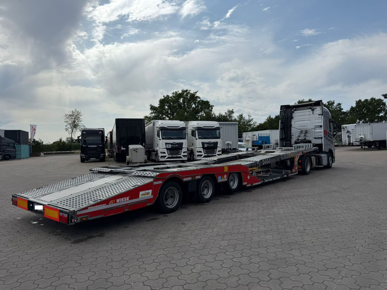 Kässbohrer K.SOK Truck/Car Transporter - Poluprikolica za prijevoz automobila: slika Kässbohrer K.SOK Truck/Car Transporter - Poluprikolica za prijevoz automobila Kässbohrer K.SOK Truck/Car Transporter - Poluprikolica za prijevoz automobila: slika Kässbohrer K.SOK Truck/Car Transporter - Poluprikolica za prijevoz automobila
