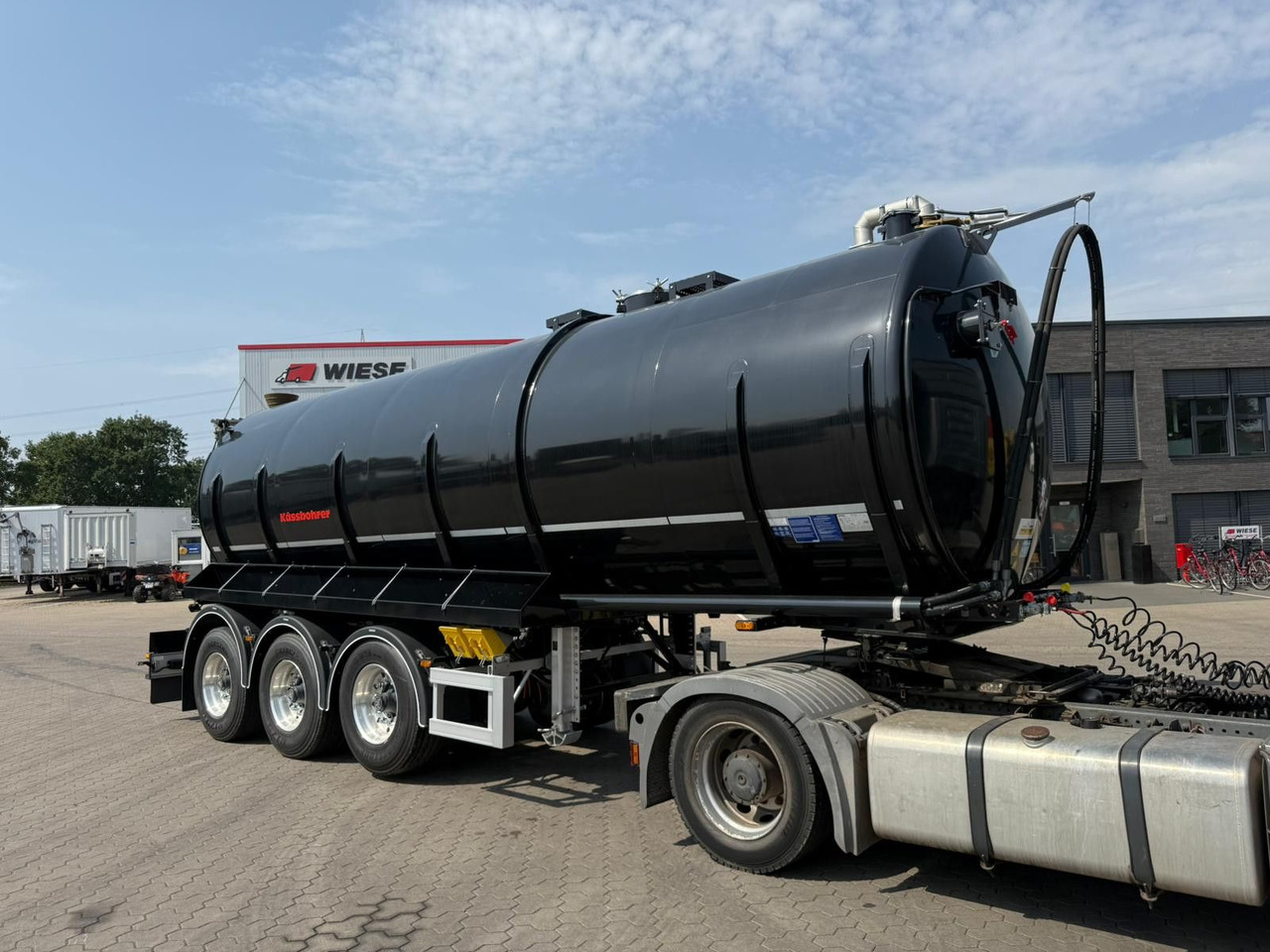 Kässbohrer K.STN L 30 Edelstahl Tanker Gülle Naturabfall - Poluprikolica cisterna: slika Kässbohrer K.STN L 30 Edelstahl Tanker Gülle Naturabfall - Poluprikolica cisterna Kässbohrer K.STN L 30 Edelstahl Tanker Gülle Naturabfall - Poluprikolica cisterna: slika Kässbohrer K.STN L 30 Edelstahl Tanker Gülle Naturabfall - Poluprikolica cisterna