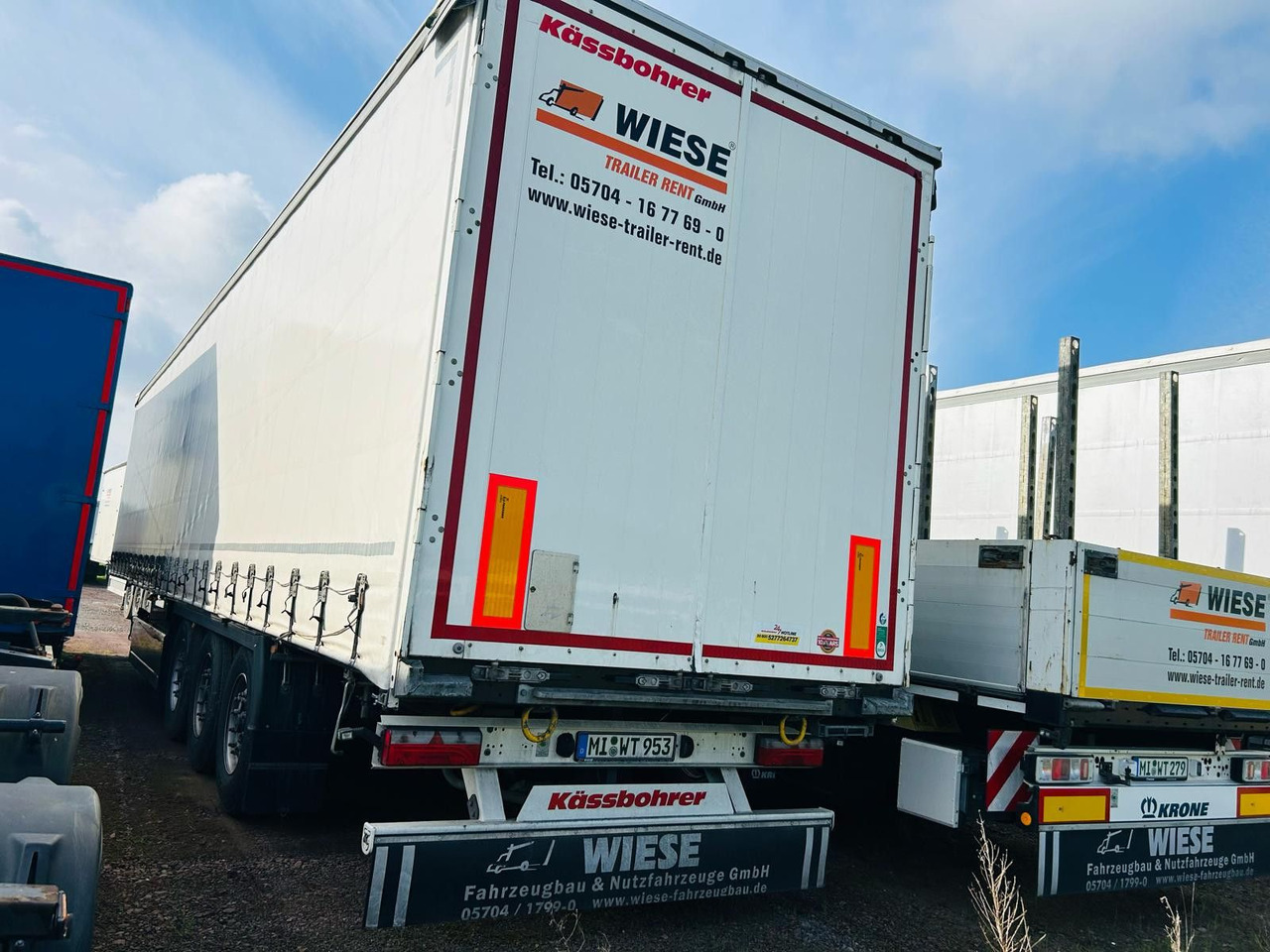 Kässbohrer Schiebeplanen Auflieger - Poluprikolica s ceradom: slika Kässbohrer Schiebeplanen Auflieger - Poluprikolica s ceradom Kässbohrer Schiebeplanen Auflieger - Poluprikolica s ceradom: slika Kässbohrer Schiebeplanen Auflieger - Poluprikolica s ceradom