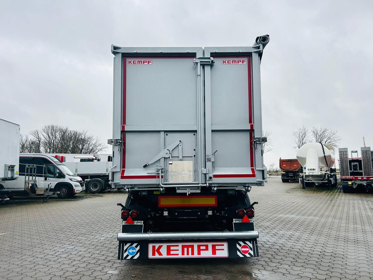 Kempf SKM 36/3 AK Alu Kipper 55 m³ Waschgerät - Kiper poluprikolica: slika Kempf SKM 36/3 AK Alu Kipper 55 m³ Waschgerät - Kiper poluprikolica Kempf SKM 36/3 AK Alu Kipper 55 m³ Waschgerät - Kiper poluprikolica: slika Kempf SKM 36/3 AK Alu Kipper 55 m³ Waschgerät - Kiper poluprikolica