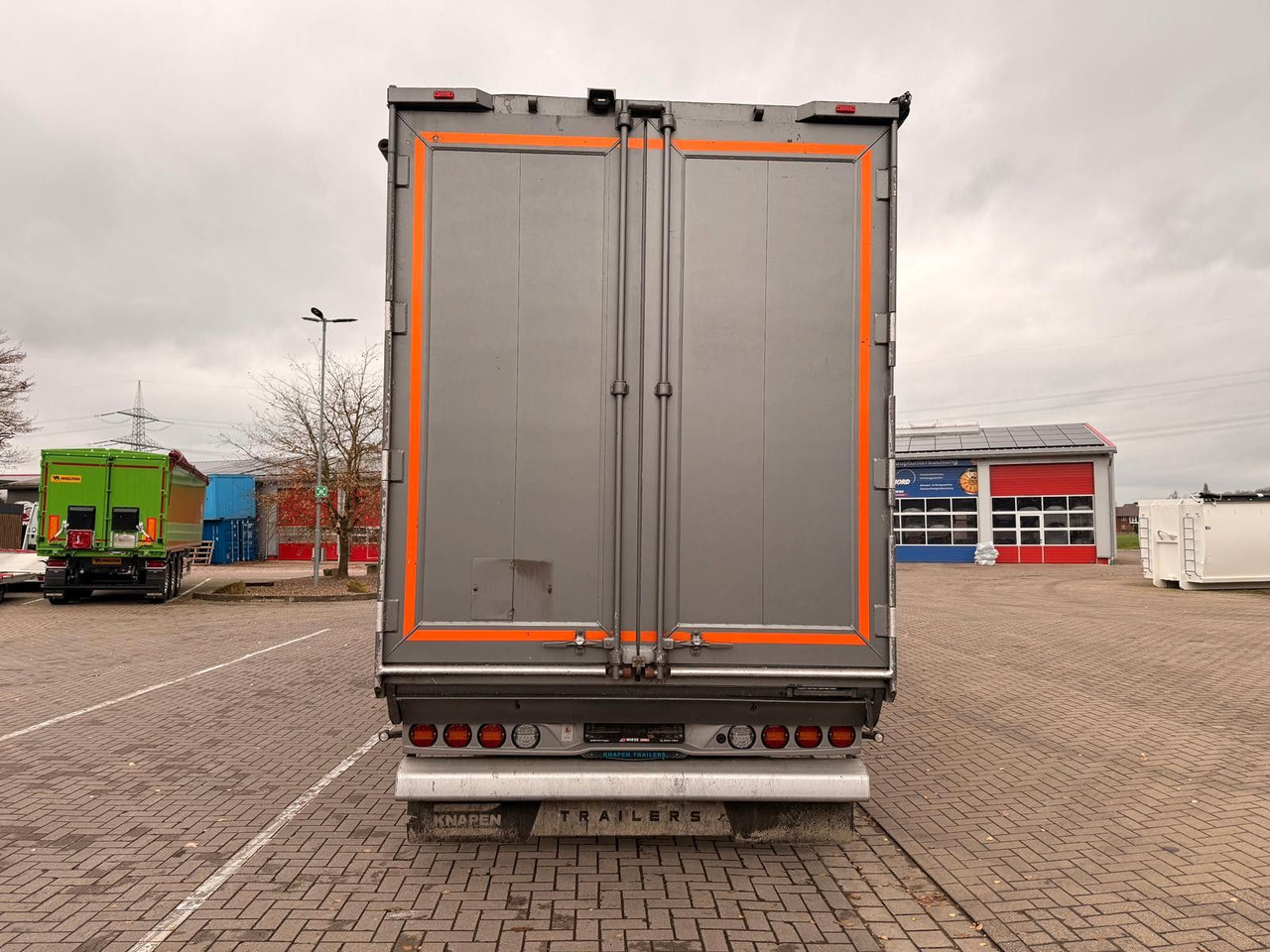 Knapen K100 Schubboden 92m³ 10mm Boden Powersheet - Poluprikolica s pokretnim podom: slika Knapen K100 Schubboden 92m³ 10mm Boden Powersheet - Poluprikolica s pokretnim podom Knapen K100 Schubboden 92m³ 10mm Boden Powersheet - Poluprikolica s pokretnim podom: slika Knapen K100 Schubboden 92m³ 10mm Boden Powersheet - Poluprikolica s pokretnim podom