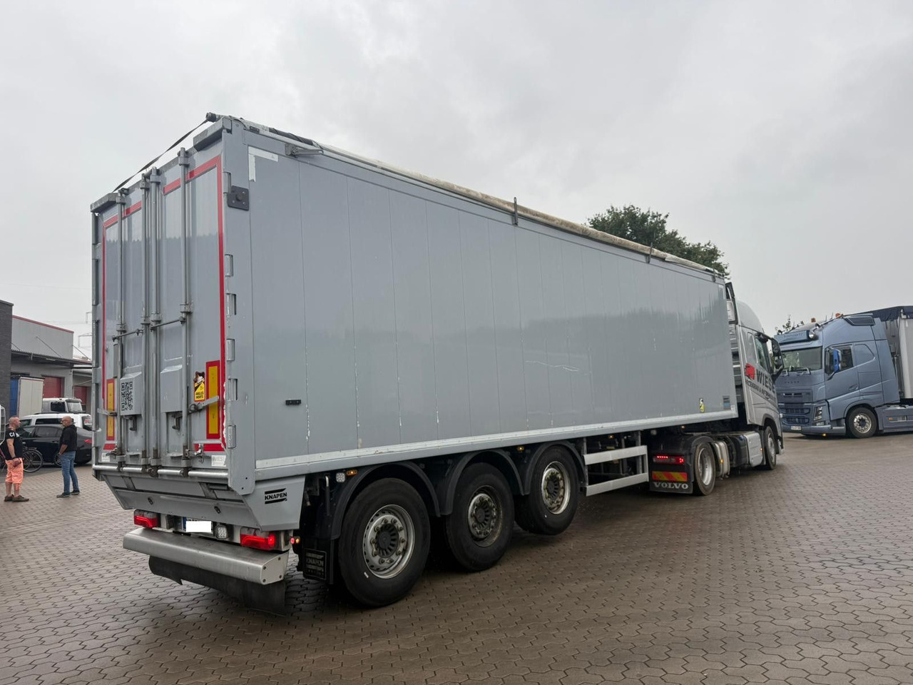 Knapen K200 Agrar 60 m³ 6mm Boden Powersheet - Poluprikolica s pokretnim podom: slika Knapen K200 Agrar 60 m³ 6mm Boden Powersheet - Poluprikolica s pokretnim podom Knapen K200 Agrar 60 m³ 6mm Boden Powersheet - Poluprikolica s pokretnim podom: slika Knapen K200 Agrar 60 m³ 6mm Boden Powersheet - Poluprikolica s pokretnim podom