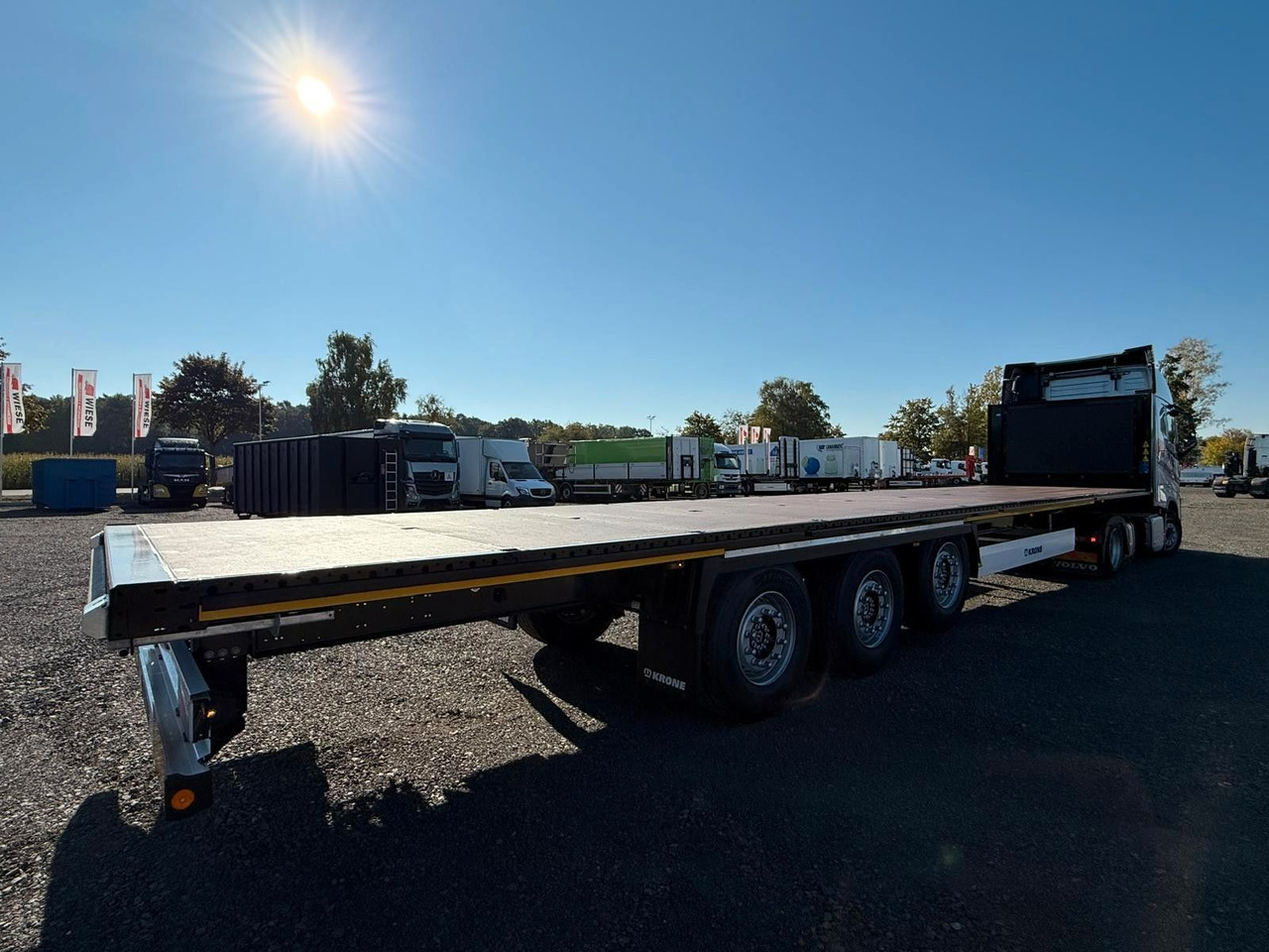 Krone SDP 27 Plattform-Auflieger - Sofort Verfügbar! - Poluprikolica plato/ Otvoreni sanduk: slika Krone SDP 27 Plattform-Auflieger - Sofort Verfügbar! - Poluprikolica plato/ Otvoreni sanduk Krone SDP 27 Plattform-Auflieger - Sofort Verfügbar! - Poluprikolica plato/ Otvoreni sanduk: slika Krone SDP 27 Plattform-Auflieger - Sofort Verfügbar! - Poluprikolica plato/ Otvoreni sanduk