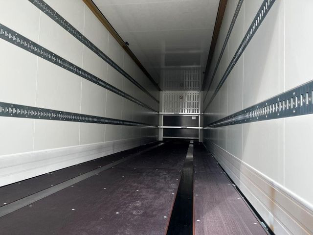 Krone SZK 18 Koffer Event Mega-Koffer 2.900 mm Höhe - Poluprikolica sa zatvorenim sandukom: slika Krone SZK 18 Koffer Event Mega-Koffer 2.900 mm Höhe - Poluprikolica sa zatvorenim sandukom Krone SZK 18 Koffer Event Mega-Koffer 2.900 mm Höhe - Poluprikolica sa zatvorenim sandukom: slika Krone SZK 18 Koffer Event Mega-Koffer 2.900 mm Höhe - Poluprikolica sa zatvorenim sandukom