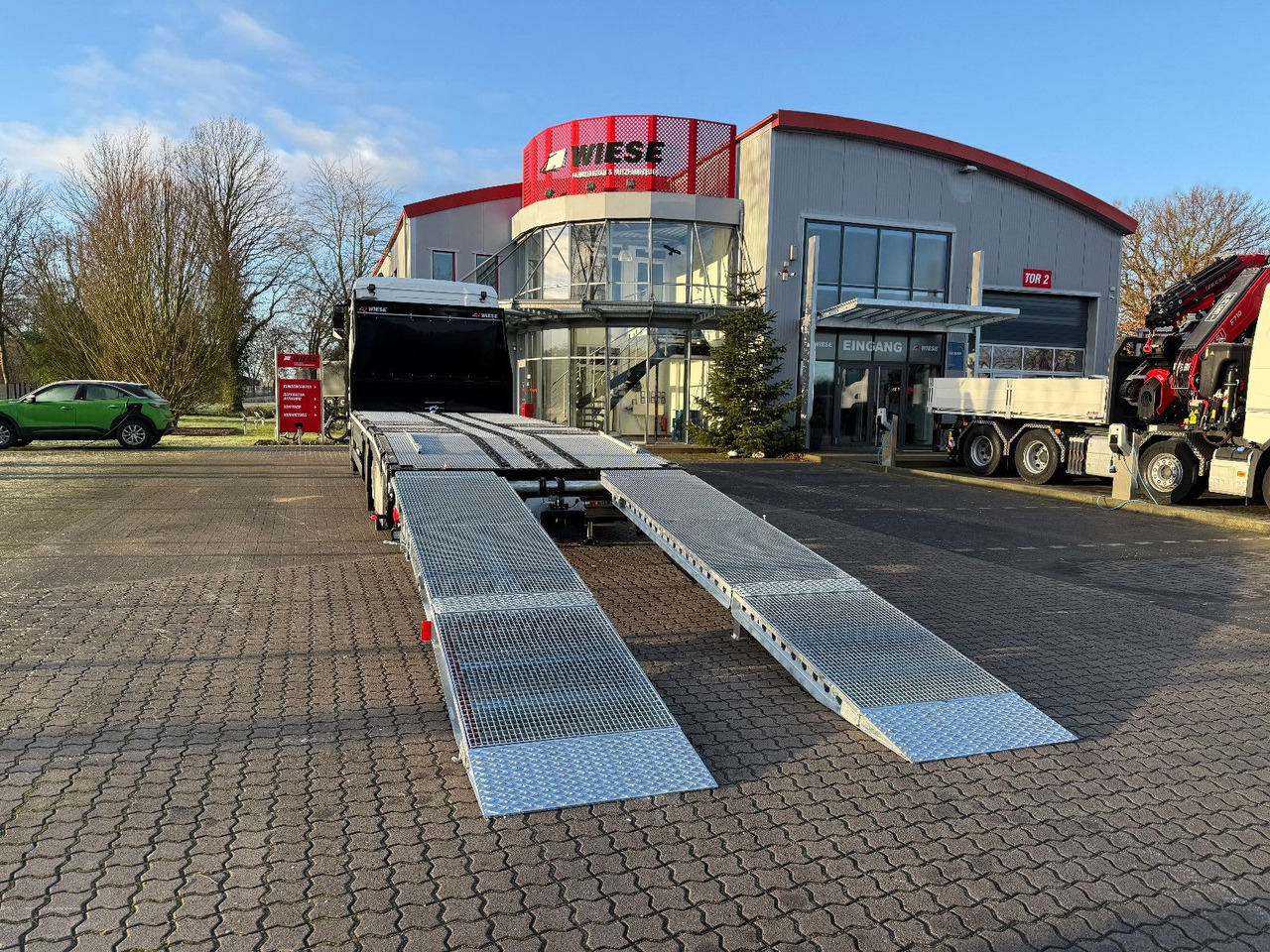 MAN Baumaschinen- Arbeitsbühnentransporter Rampen - Autotransporter: slika MAN Baumaschinen- Arbeitsbühnentransporter Rampen - Autotransporter MAN Baumaschinen- Arbeitsbühnentransporter Rampen - Autotransporter: slika MAN Baumaschinen- Arbeitsbühnentransporter Rampen - Autotransporter