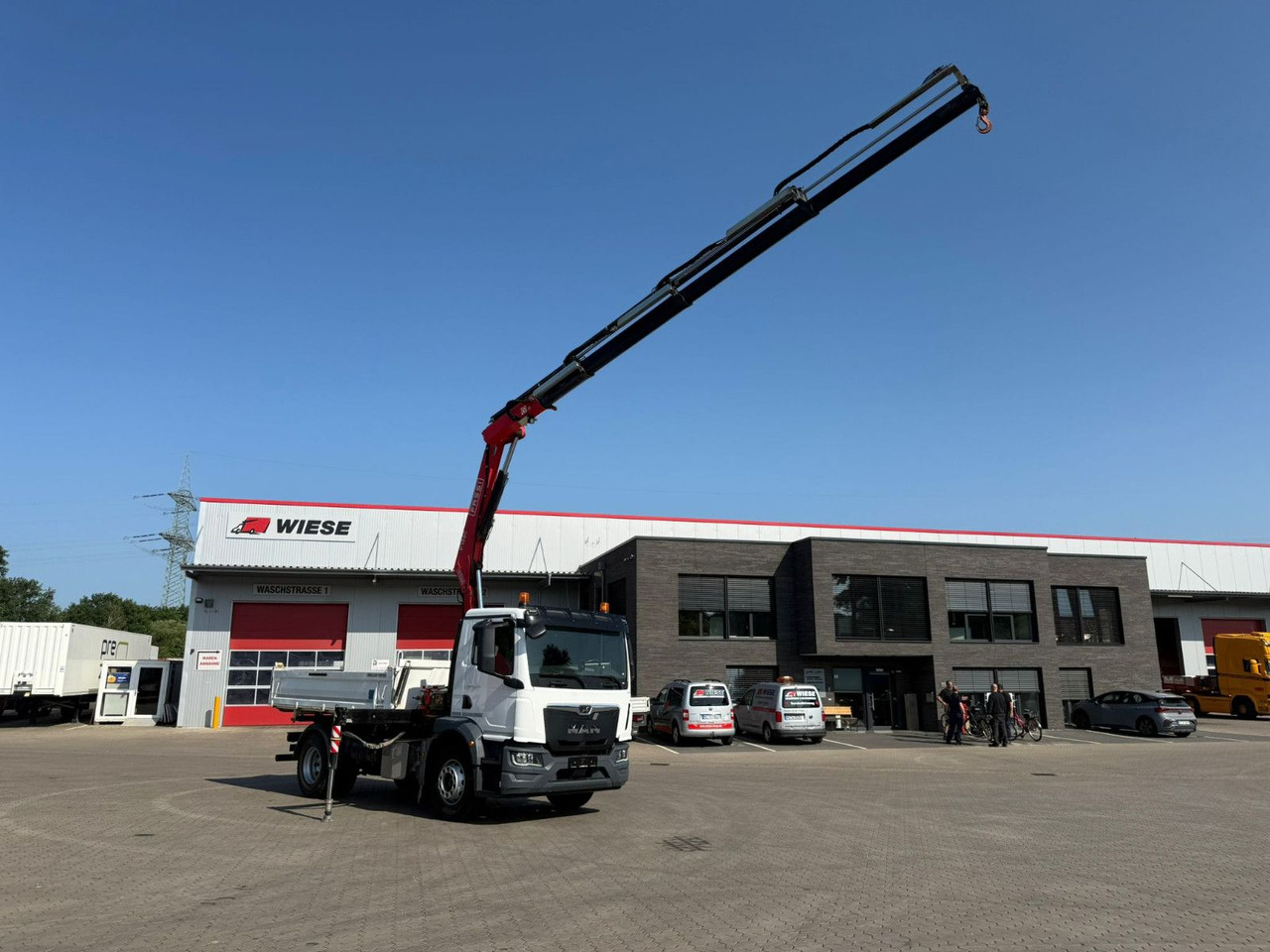 MAN TGM 18.320 4x2 BB mit Kran Fassi F135 Kipper - Kiper, Kamion s kranom: slika MAN TGM 18.320 4x2 BB mit Kran Fassi F135 Kipper - Kiper, Kamion s kranom MAN TGM 18.320 4x2 BB mit Kran Fassi F135 Kipper - Kiper, Kamion s kranom: slika MAN TGM 18.320 4x2 BB mit Kran Fassi F135 Kipper - Kiper, Kamion s kranom