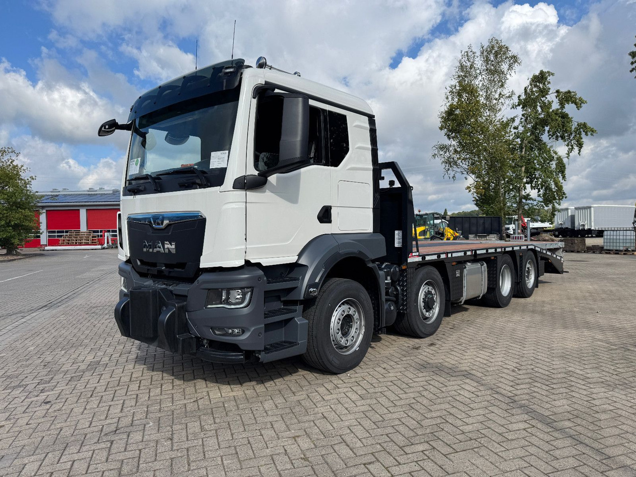 MAN TGS 35.520 8x2H Baumaschinentransporter - Kamion za vuču: slika MAN TGS 35.520 8x2H Baumaschinentransporter - Kamion za vuču MAN TGS 35.520 8x2H Baumaschinentransporter - Kamion za vuču: slika MAN TGS 35.520 8x2H Baumaschinentransporter - Kamion za vuču