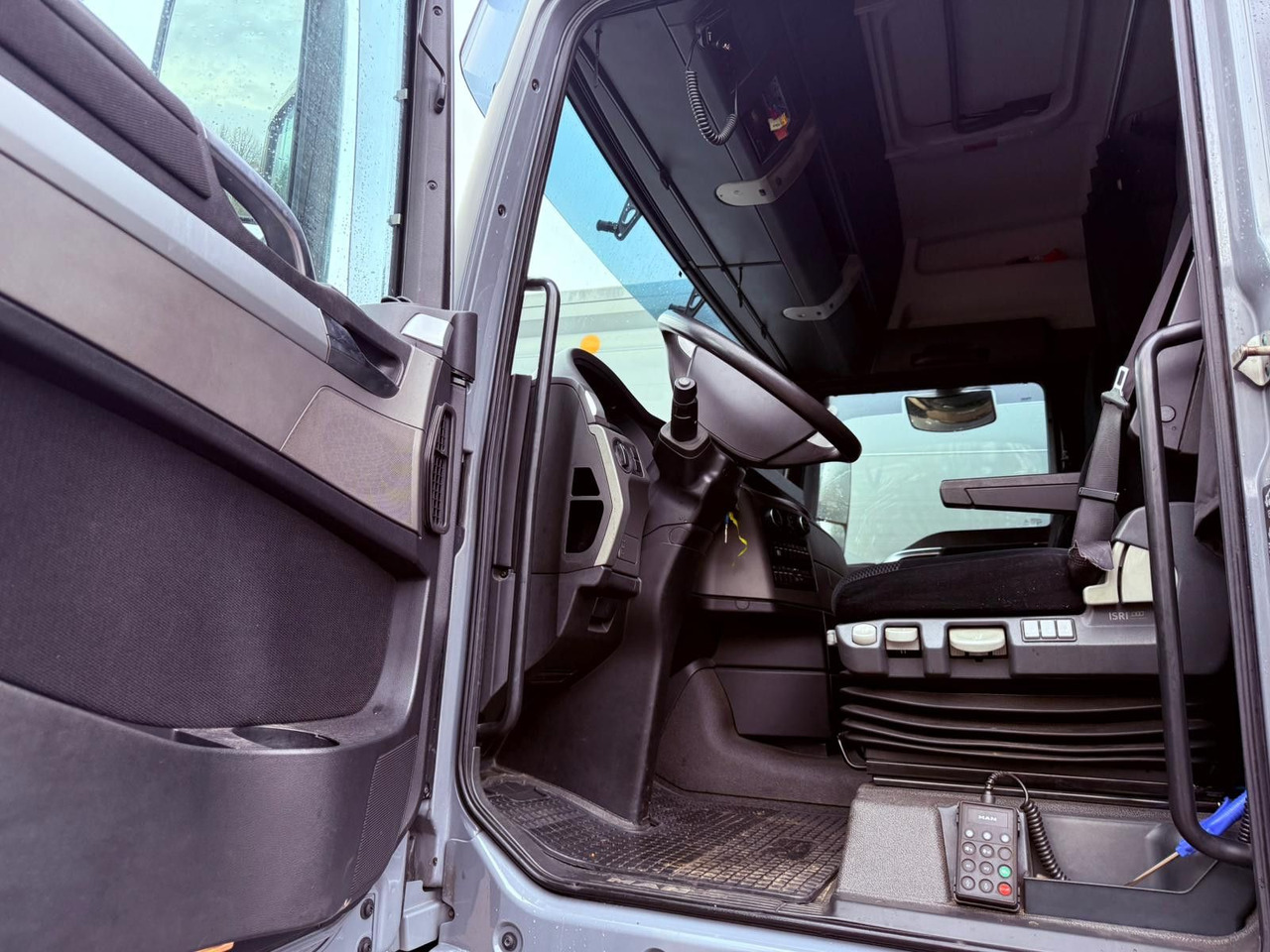 MAN TGX 18.440 LL Volumen LKW mit Staplerhalterung MAN TGX 18.440 LL Volumen LKW mit Staplerhalterung - Kamion s ceradom: slika MAN TGX 18.440 LL Volumen LKW mit Staplerhalterung MAN TGX 18.440 LL Volumen LKW mit Staplerhalterung - Kamion s ceradom MAN TGX 18.440 LL Volumen LKW mit Staplerhalterung MAN TGX 18.440 LL Volumen LKW mit Staplerhalterung - Kamion s ceradom: slika MAN TGX 18.440 LL Volumen LKW mit Staplerhalterung MAN TGX 18.440 LL Volumen LKW mit Staplerhalterung - Kamion s ceradom