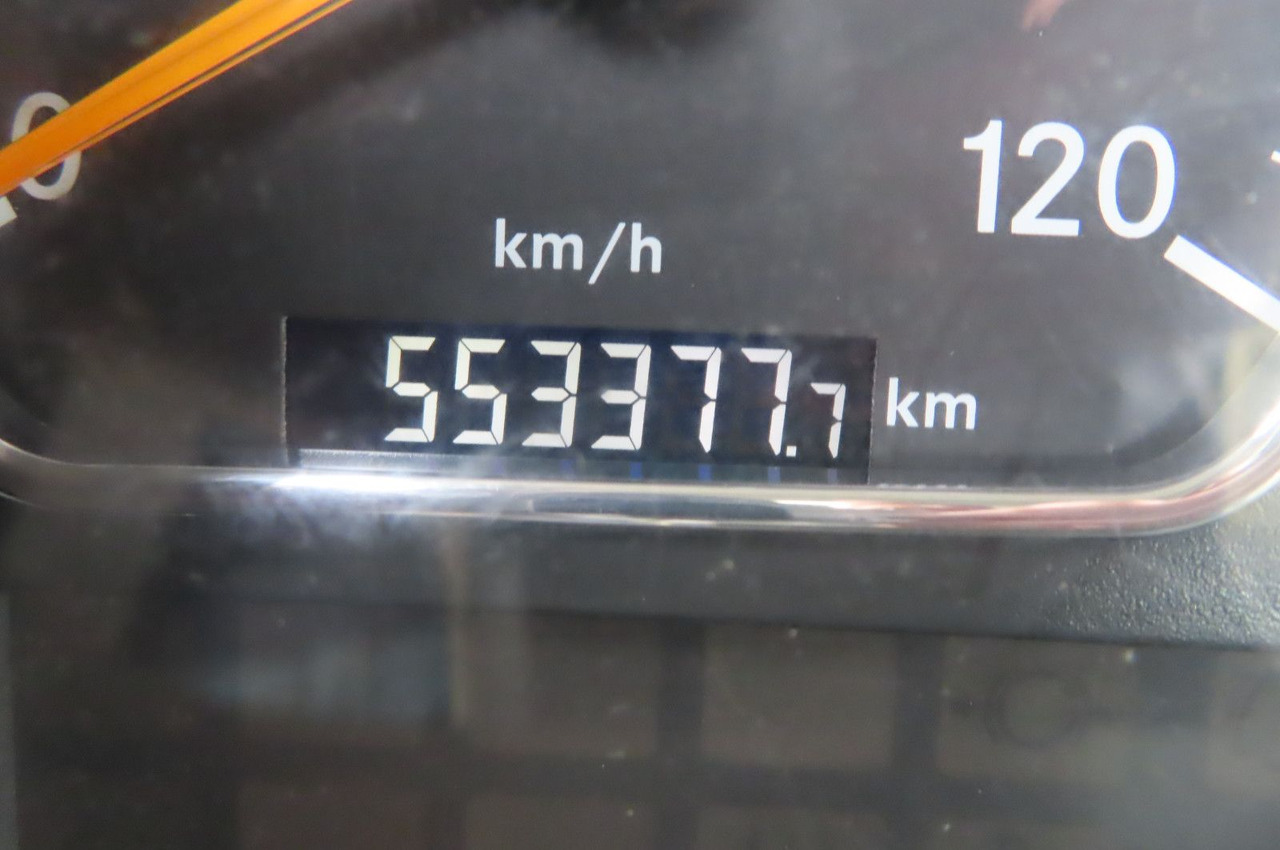 Kamion s kranom Mercedes-Benz Axor  1833 L - Glastransporter Kran Palfinger: slika Kamion s kranom Mercedes-Benz Axor  1833 L - Glastransporter Kran Palfinger
