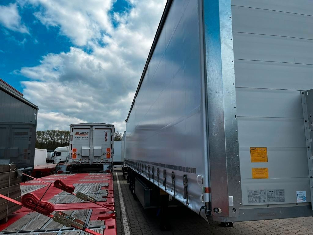 Schmitz Cargobull SCS 24/L Speed Curtain - sofort verfügbar!! - Poluprikolica s ceradom: slika Schmitz Cargobull SCS 24/L Speed Curtain - sofort verfügbar!! - Poluprikolica s ceradom Schmitz Cargobull SCS 24/L Speed Curtain - sofort verfügbar!! - Poluprikolica s ceradom: slika Schmitz Cargobull SCS 24/L Speed Curtain - sofort verfügbar!! - Poluprikolica s ceradom