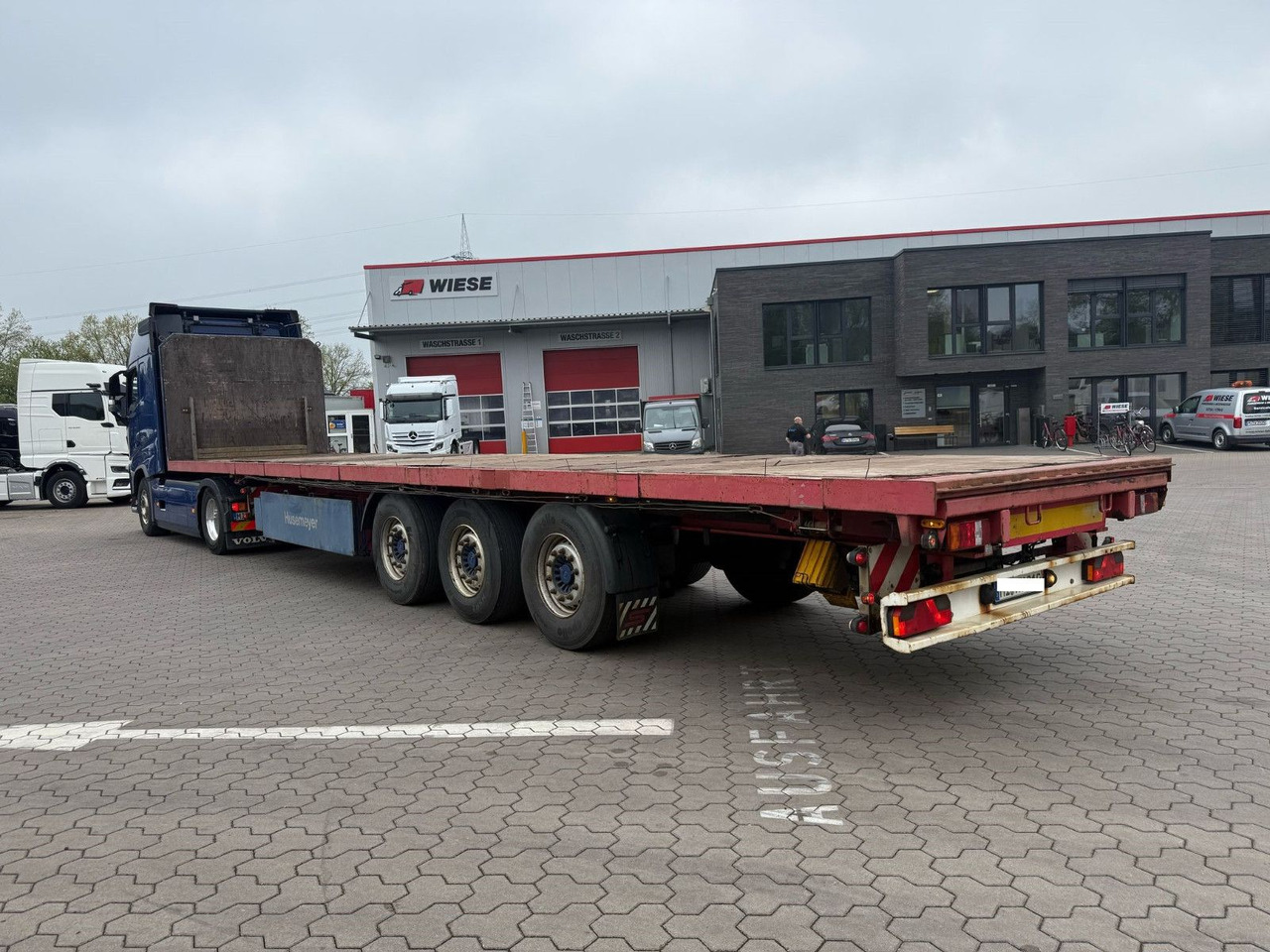 Schwarzmüller SPA 3/E Plattform Auflieger mit Schwerlastwinden - Poluprikolica plato/ Otvoreni sanduk: slika Schwarzmüller SPA 3/E Plattform Auflieger mit Schwerlastwinden - Poluprikolica plato/ Otvoreni sanduk Schwarzmüller SPA 3/E Plattform Auflieger mit Schwerlastwinden - Poluprikolica plato/ Otvoreni sanduk: slika Schwarzmüller SPA 3/E Plattform Auflieger mit Schwerlastwinden - Poluprikolica plato/ Otvoreni sanduk