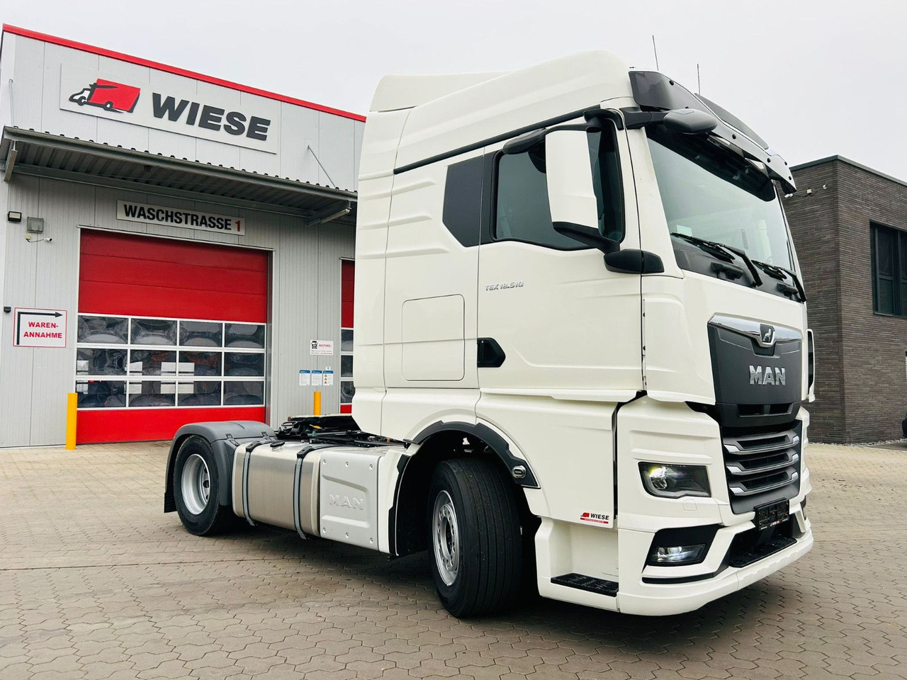 MAN TGX 18.510 4x2 BL Sofort Verfügbar - Tegljač: slika MAN TGX 18.510 4x2 BL Sofort Verfügbar - Tegljač MAN TGX 18.510 4x2 BL Sofort Verfügbar - Tegljač: slika MAN TGX 18.510 4x2 BL Sofort Verfügbar - Tegljač