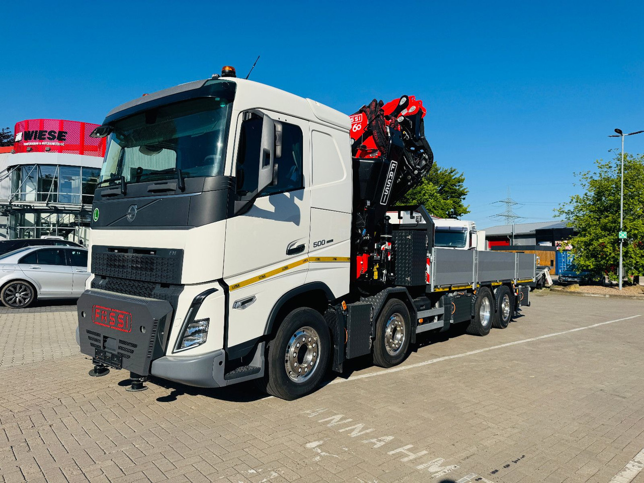 Volvo FH 500 8x2 mit F710RA.2.27 L426 und V20 Winde - Kamion s kranom: slika Volvo FH 500 8x2 mit F710RA.2.27 L426 und V20 Winde - Kamion s kranom Volvo FH 500 8x2 mit F710RA.2.27 L426 und V20 Winde - Kamion s kranom: slika Volvo FH 500 8x2 mit F710RA.2.27 L426 und V20 Winde - Kamion s kranom