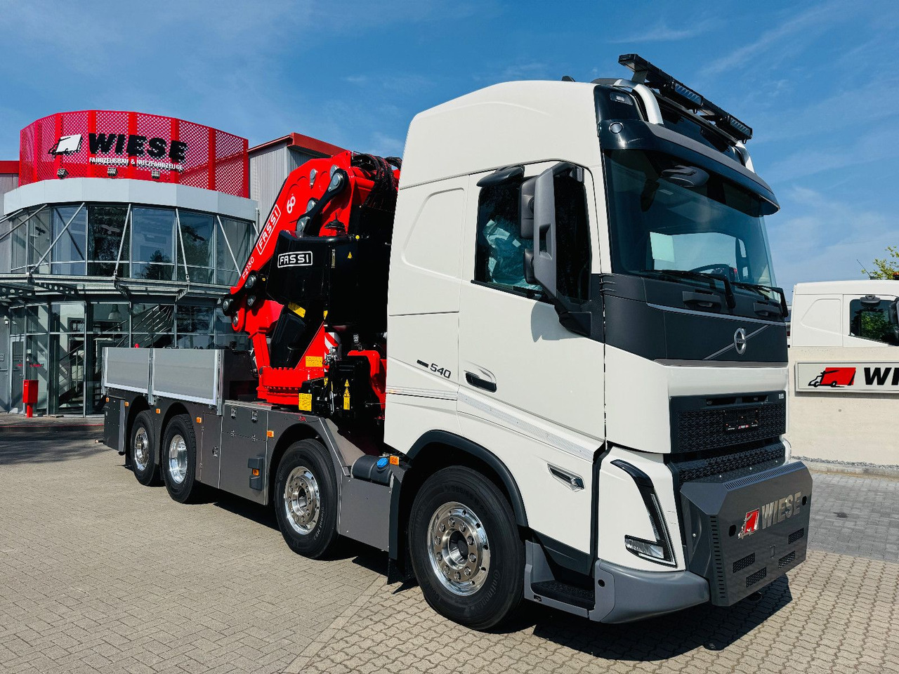 Volvo FH 540 mit Fassi F2150RAL Fly Jib + Winde - Kamion s kranom: slika Volvo FH 540 mit Fassi F2150RAL Fly Jib + Winde - Kamion s kranom Volvo FH 540 mit Fassi F2150RAL Fly Jib + Winde - Kamion s kranom: slika Volvo FH 540 mit Fassi F2150RAL Fly Jib + Winde - Kamion s kranom
