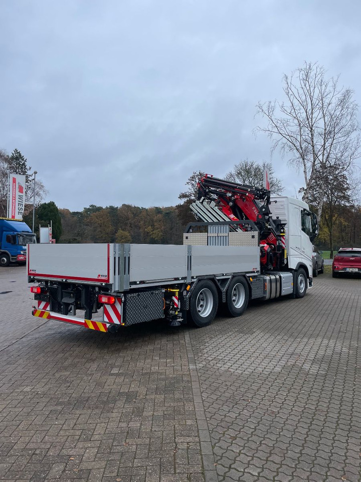 Volvo FH500 6x4 Fassi F545RA 2.27 mit Jib und Winde - Kamion s kranom: slika Volvo FH500 6x4 Fassi F545RA 2.27 mit Jib und Winde - Kamion s kranom Volvo FH500 6x4 Fassi F545RA 2.27 mit Jib und Winde - Kamion s kranom: slika Volvo FH500 6x4 Fassi F545RA 2.27 mit Jib und Winde - Kamion s kranom