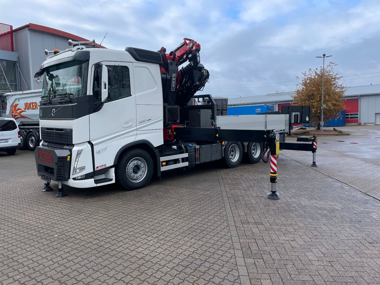 Volvo FH500 6x4 Fassi F545RA 2.27 mit Jib und Winde - Kamion s kranom: slika Volvo FH500 6x4 Fassi F545RA 2.27 mit Jib und Winde - Kamion s kranom Volvo FH500 6x4 Fassi F545RA 2.27 mit Jib und Winde - Kamion s kranom: slika Volvo FH500 6x4 Fassi F545RA 2.27 mit Jib und Winde - Kamion s kranom